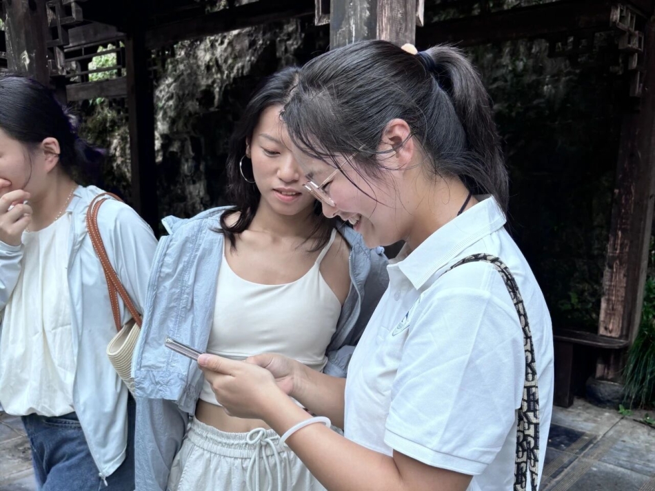 微信图片_2025-09-25_194915_734.jpg