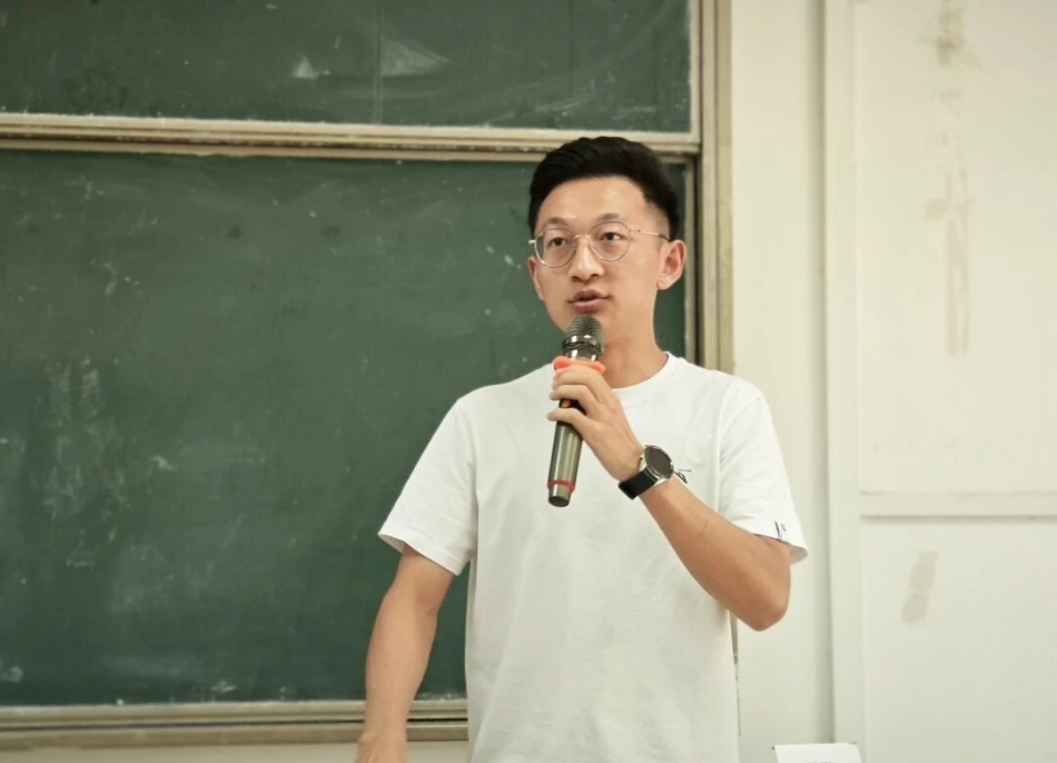 微信图片_2025-09-25_212412_550.jpg